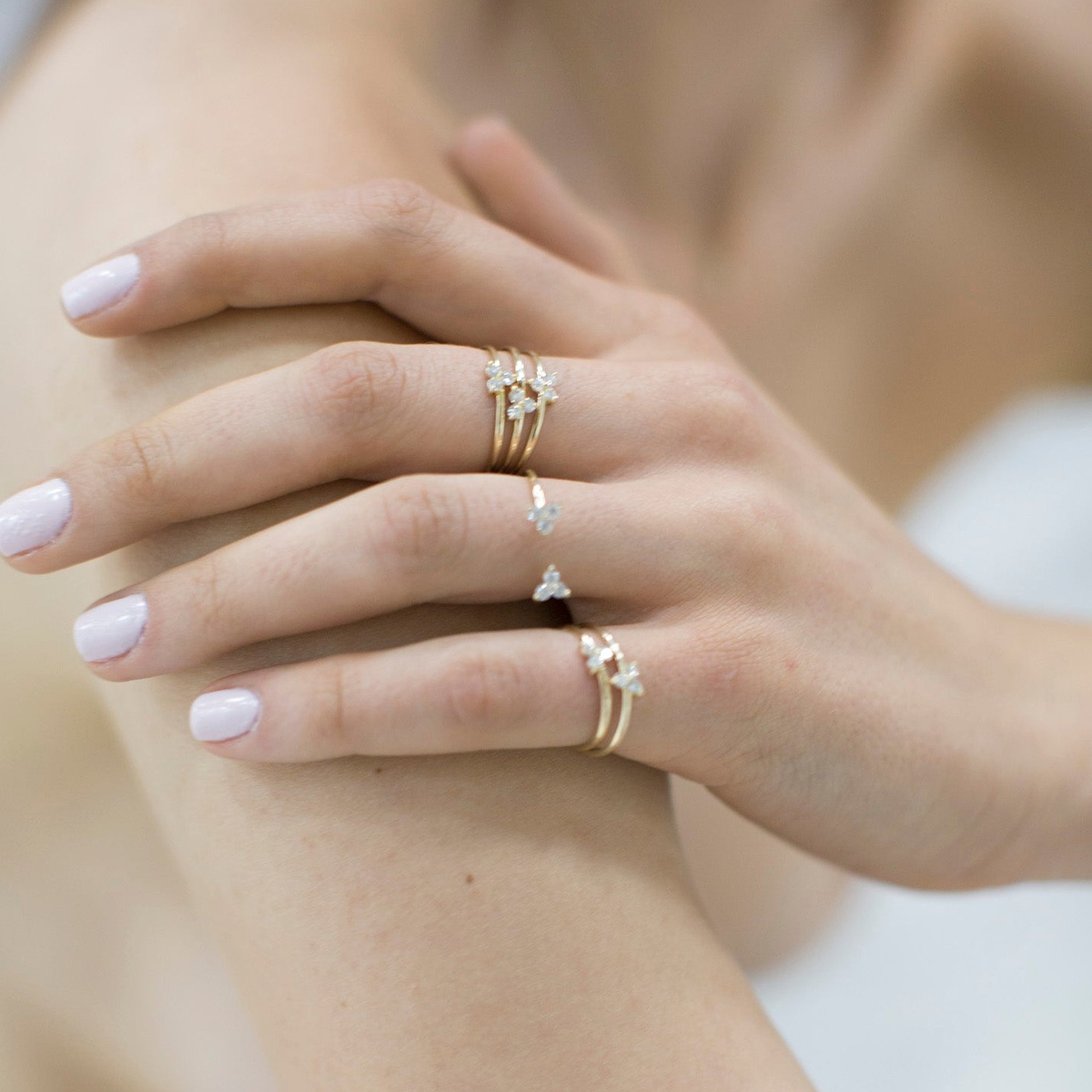 Additional Image 2 for  näas Romancing 1/10 ctw Round Lab Grown Diamond Thin Ring